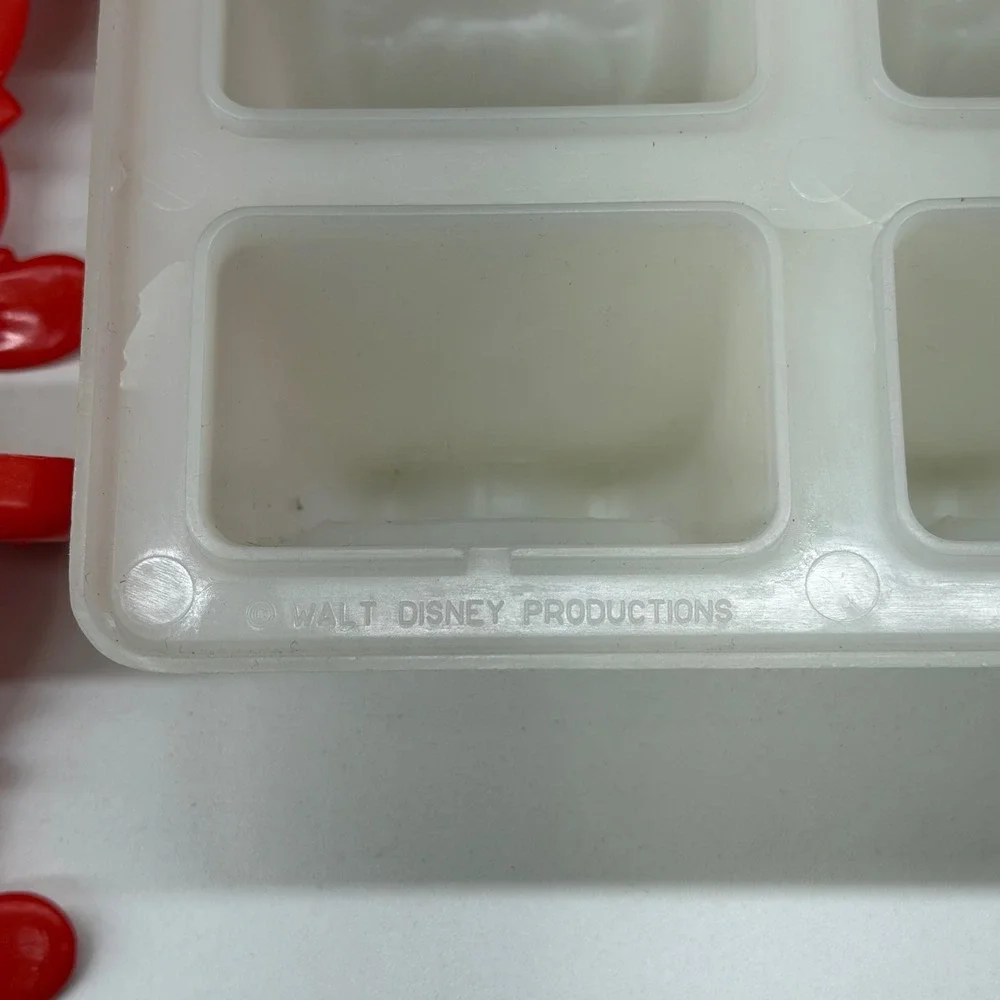Vintage Disney Mickey Mouse Popsicle Mold‎ Set Red White 4 Slot Ice Pop Maker